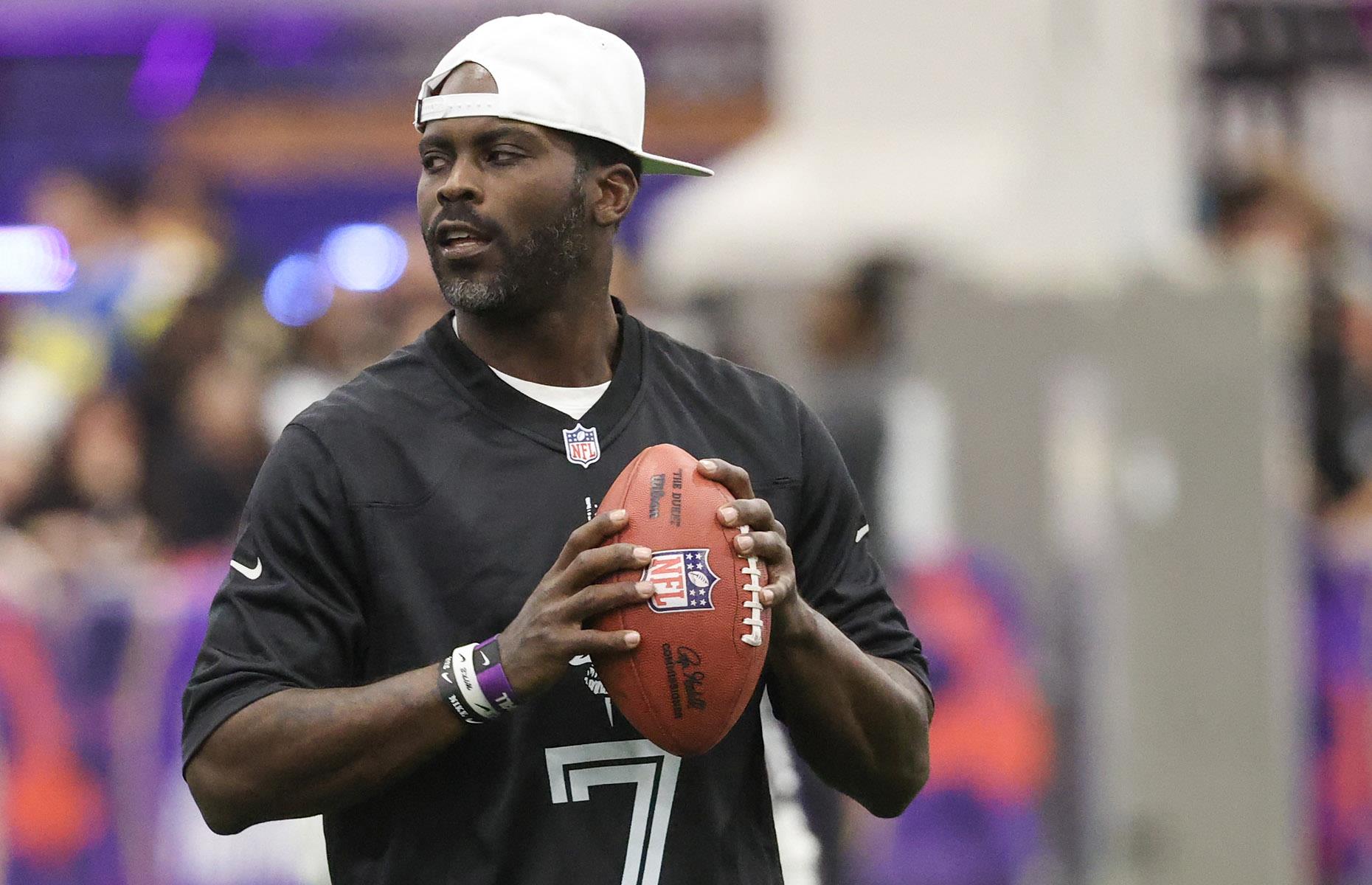 Michael Vick: $25.5 million (£20.5m) in debt